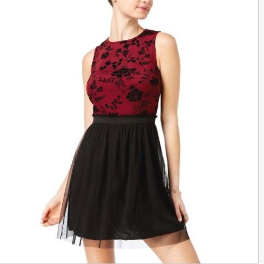 Speechless Flocked Mesh Fit Flare Mini Dress M